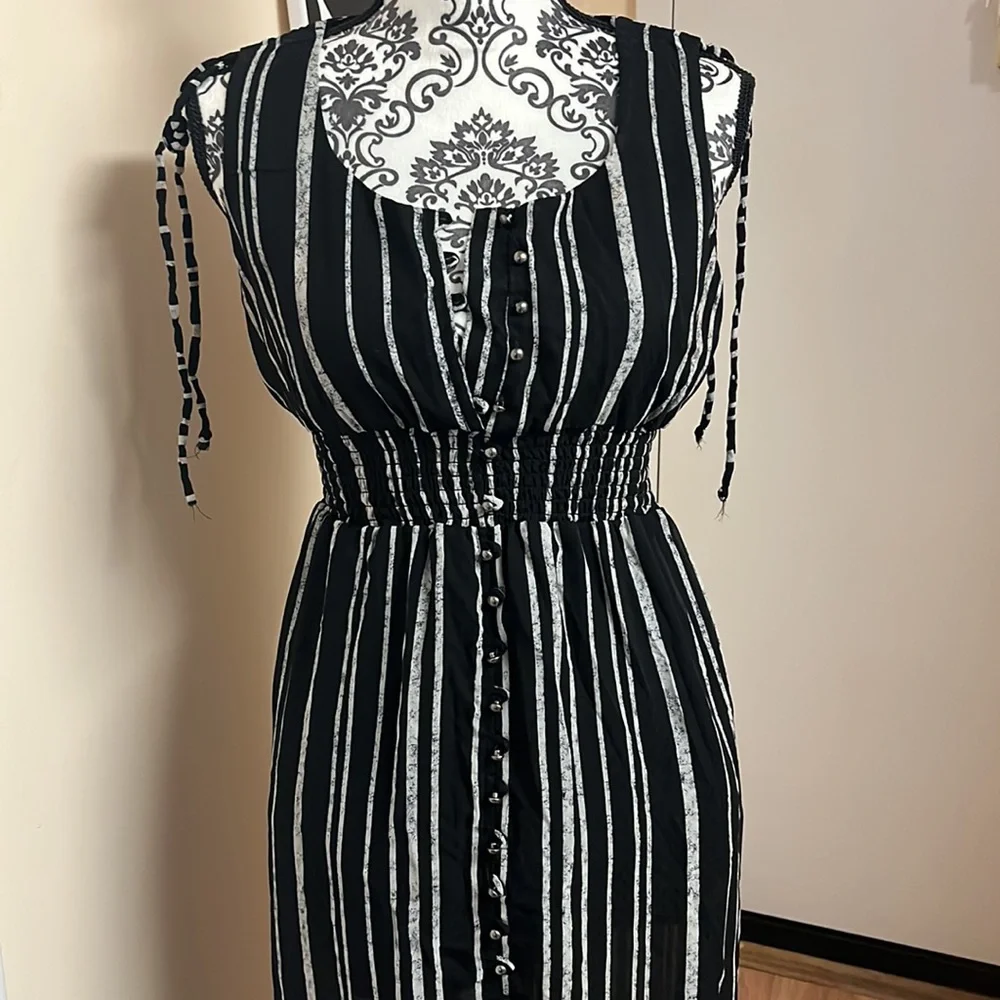 Striped dress black and grey size S. - Picture 3 of 6